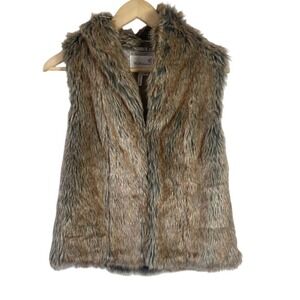 BCBGeneration Faux Fur Fastened Front Vest Sz XS/S